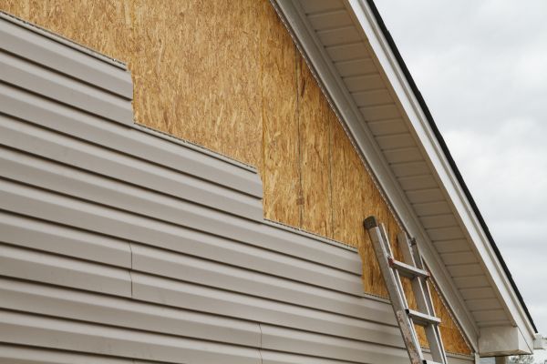Loose Siding Replacement in Rowlett