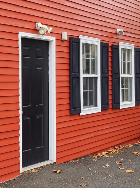 Cost of Red Vinyl Siding Installation in Rowlett