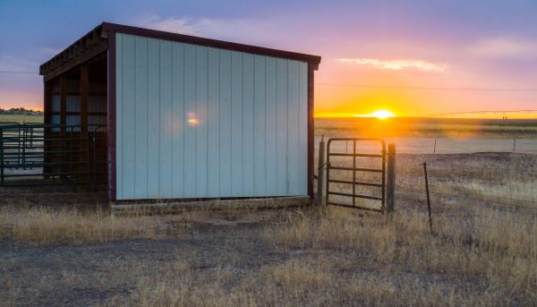 Pole Building Siding Service in Rowlett